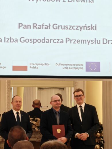 IMG20251204113449 oplus_137363488